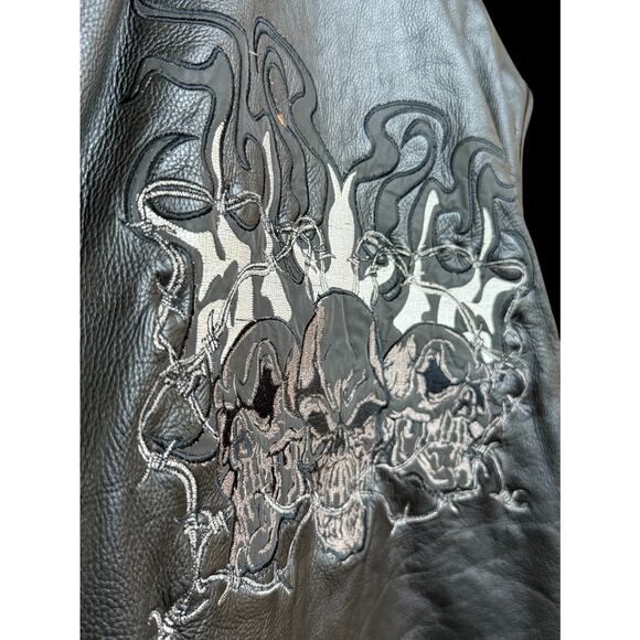 Xelement Skull Fire Heavy Leather Adjustable Straps Motorcycle Vest Sz: XL E7 - Picture 1 of 9
